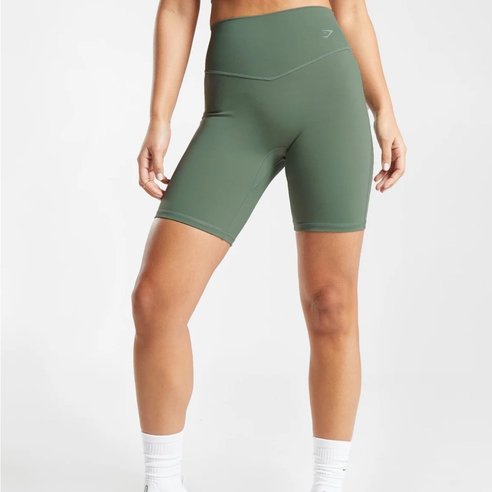 Gymshark Elevate Cycling shorts 8’’